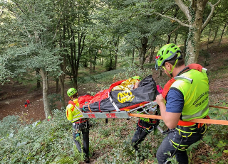 Monte Carpegna - Escursionista in mountain bike stroncato da un malore: inutili i soccorsi
